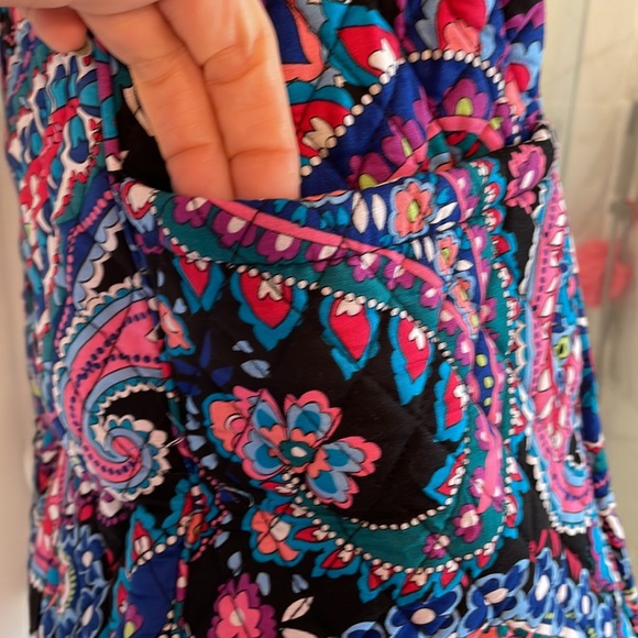 VERA BRADLEY EXTRA LARGE GET GOING BEACH TOTE HANDBAG Black Blue paisley Quilted - Picture 12 of 16